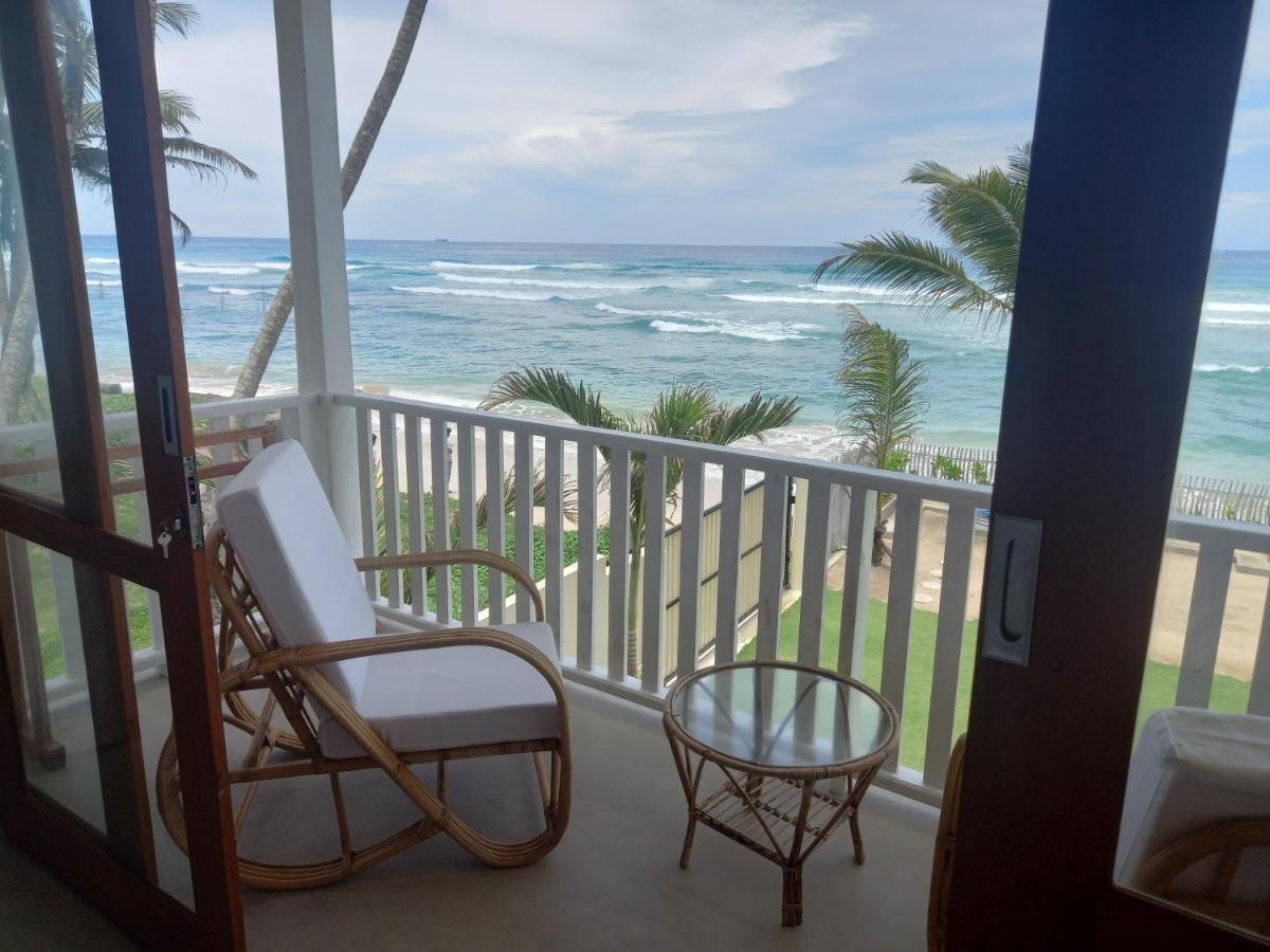 Lihinya Beach Villa Ahangama Kültér fotó